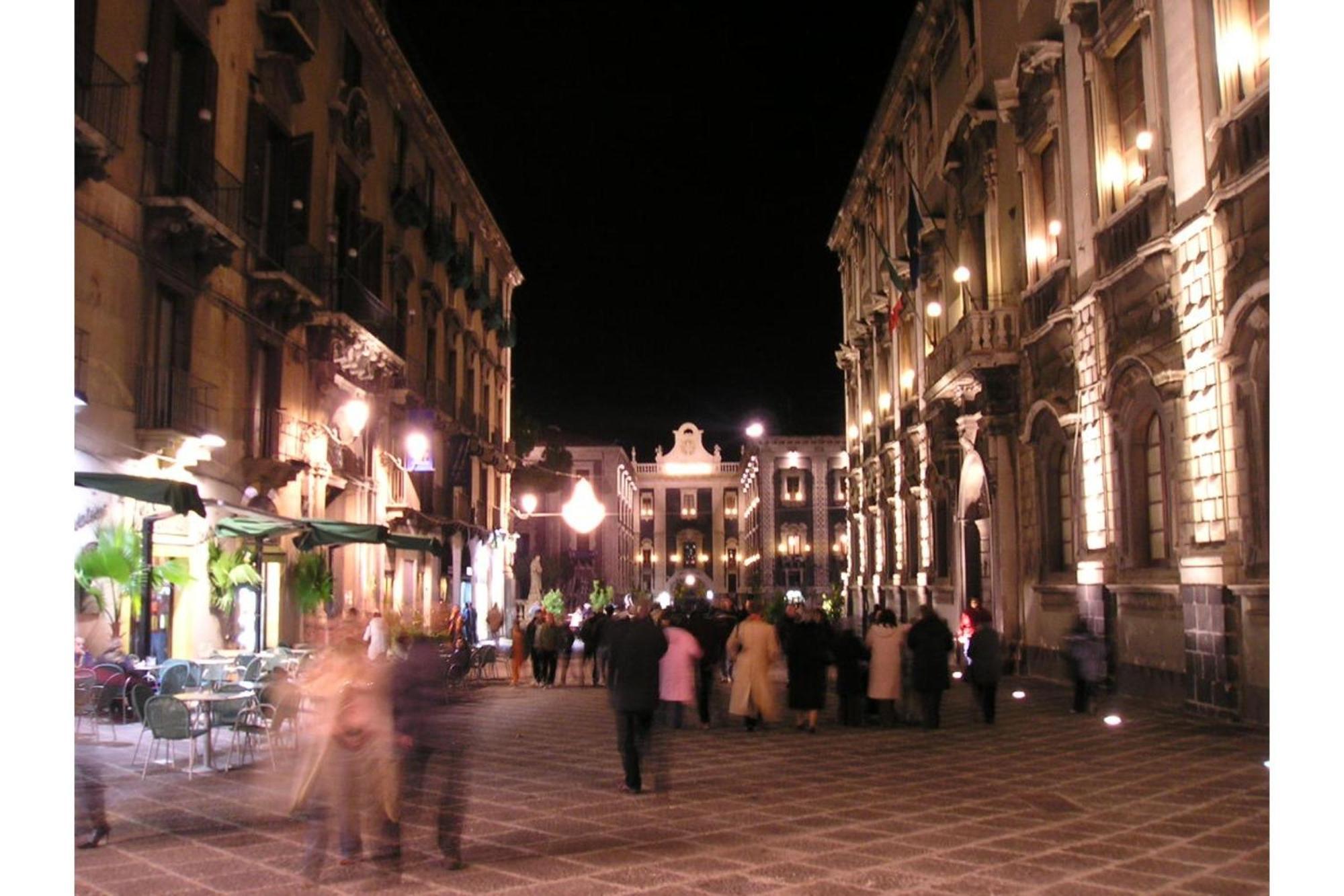 Arte House In The Historical Catania - Happy Rentals 외부 사진